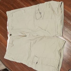 Chaps Khaki Cargo Shorts (0748)